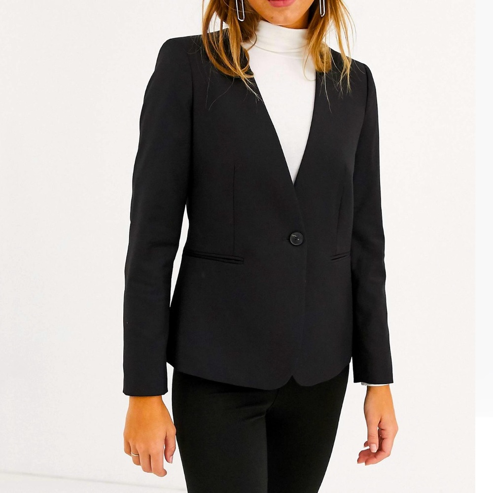 Black Blazer